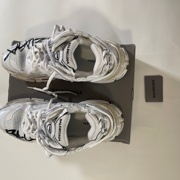 Balenciaga Graffiti Runners - Picture 4 of 9